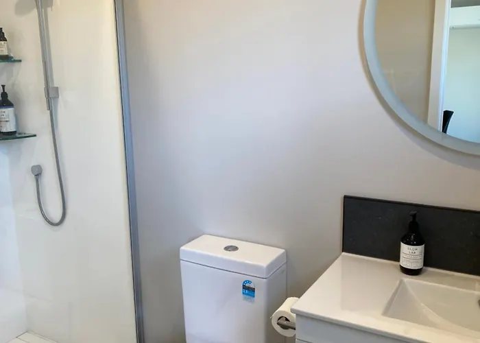 Modern - Walking Distance To And Town Appartement *